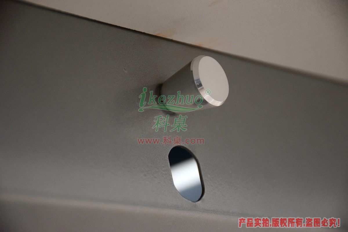 科桌家具,手動翻轉(zhuǎn)器,單人金屬腳架手動箱體翻轉(zhuǎn)電腦桌K12-B 科桌家具,翻轉(zhuǎn)電腦桌,單人金屬腳架手動箱體翻轉(zhuǎn)電腦桌K12-B.jpg