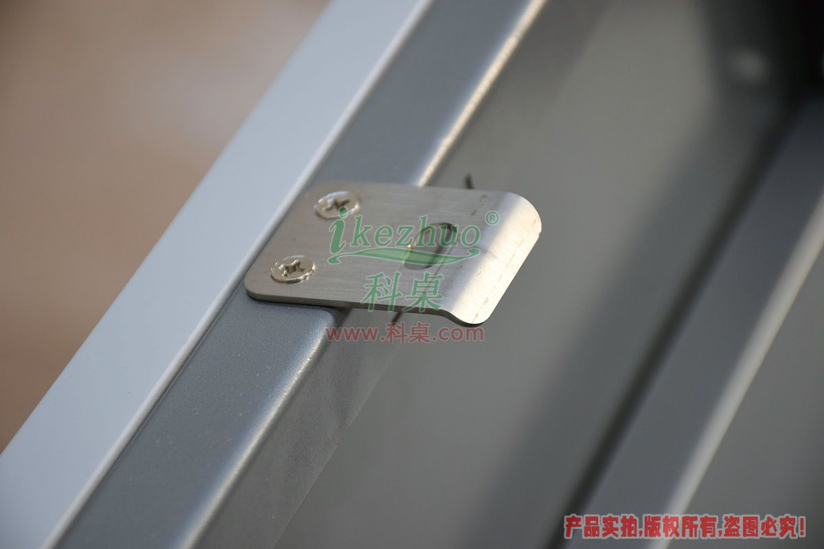 科桌家具,手動翻轉(zhuǎn)器,單人金屬腳架手動箱體翻轉(zhuǎn)電腦桌K12-B 科桌家具,翻轉(zhuǎn)電腦桌,單人金屬腳架手動箱體翻轉(zhuǎn)電腦桌K12-B.jpg